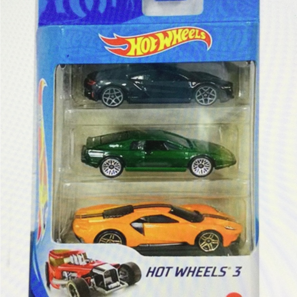 Collectible HotWheels DieCast 3 Super Fast Cars Ford GT, Lotus Esprit S1, Acura